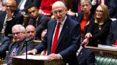 Healey unveils £100 for energy bills and bank tax in first Budget — Stockholm Business news