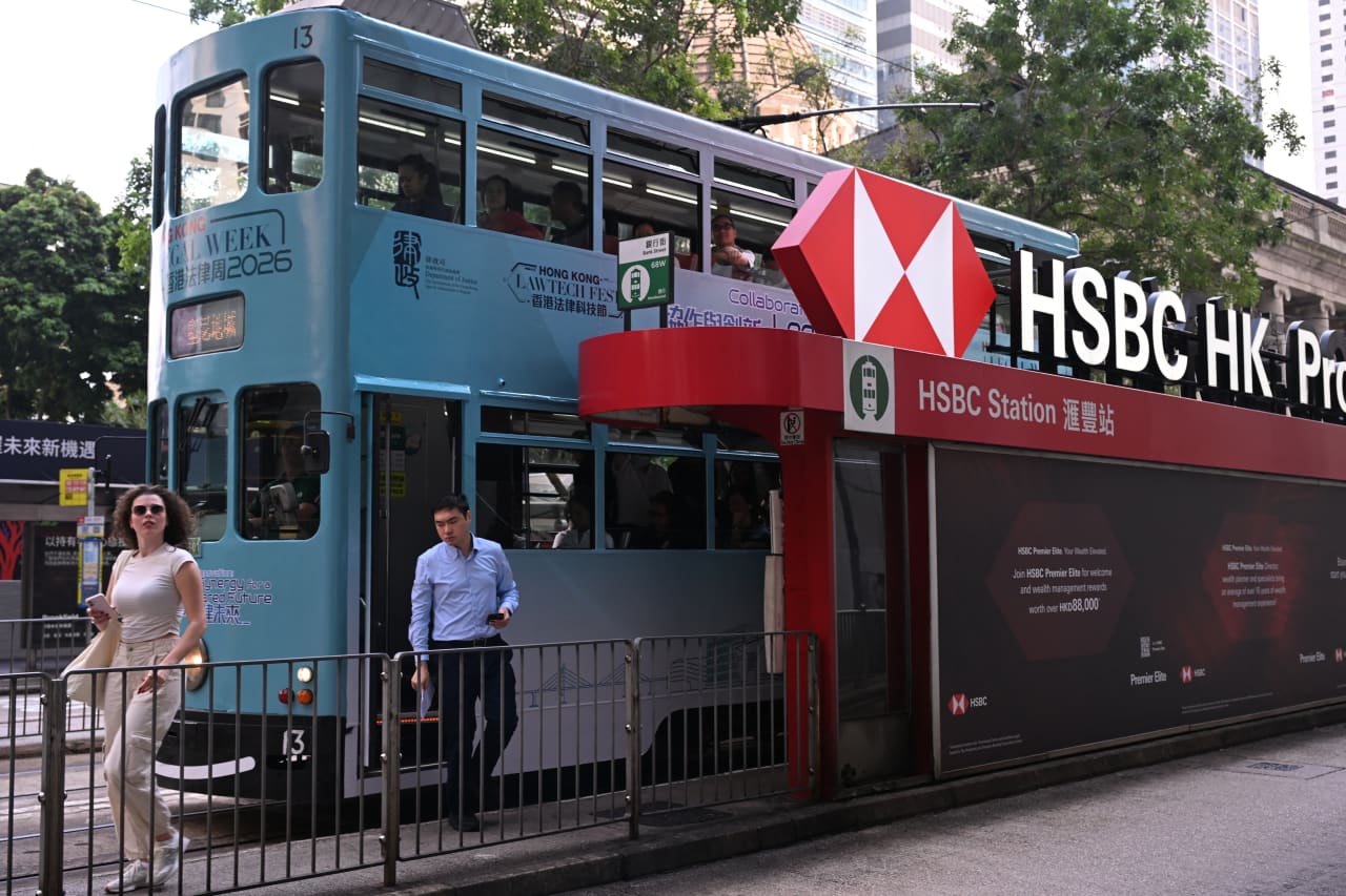 Customers are chasing higher-rate products, and that’s bad news for banks like HSBC — Stockholm Business news