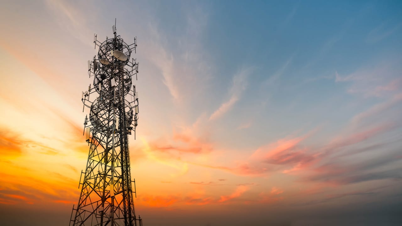 The mobile ambitions of SpaceX see telecom stocks get hit again. What the latest developments mean. — MarketWatch, Stockholm Business news