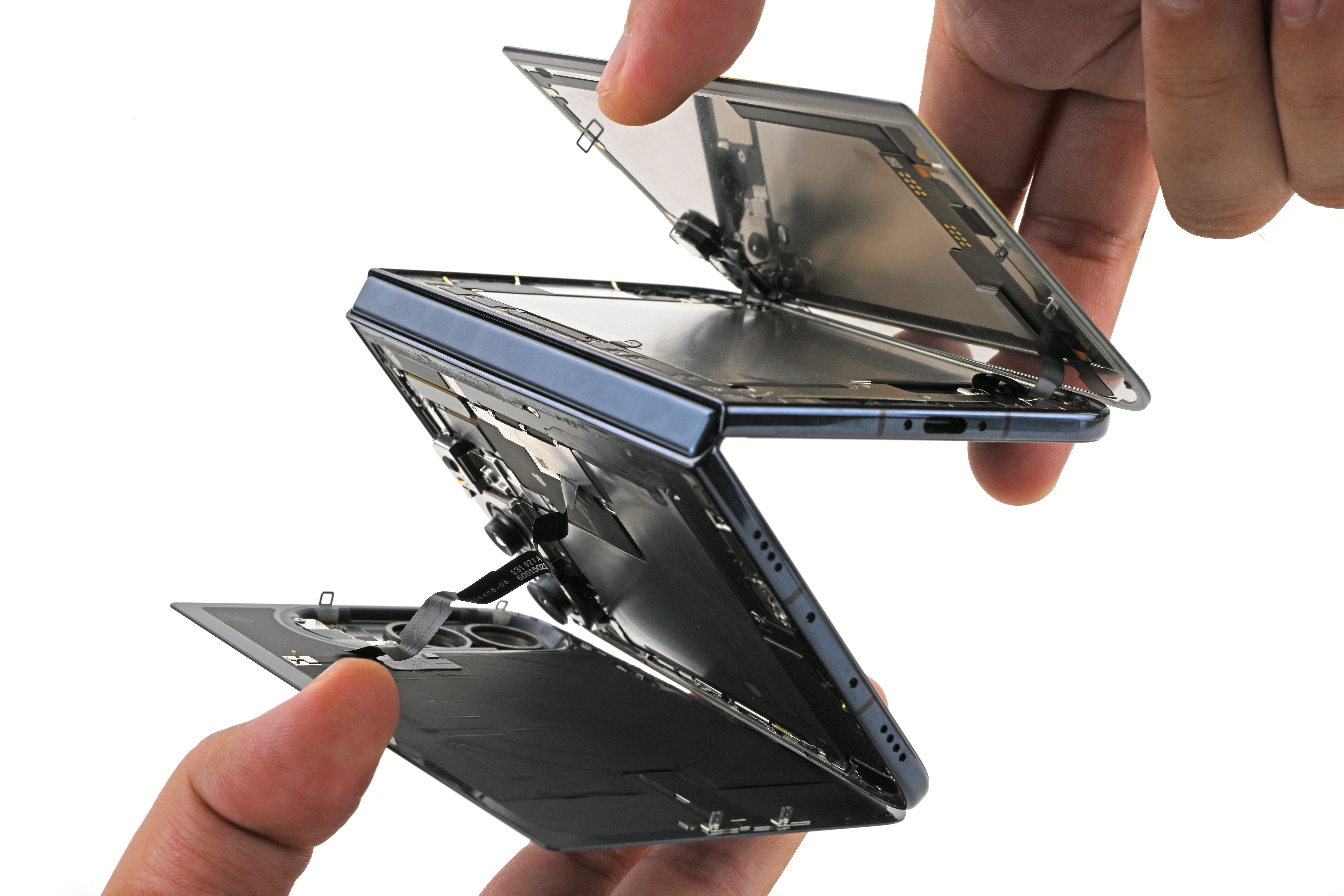 Some iPhone Duo Models Are Breaking. iFixit’s Teardown Might Explain Why — Wired, Stockholm Business news